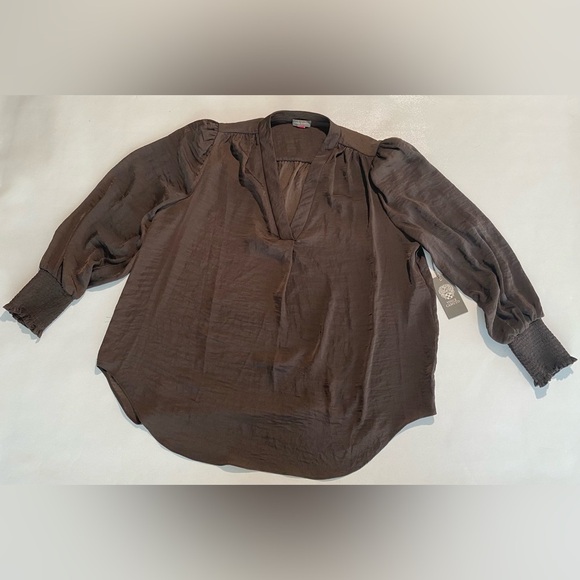 NEW 1X Plus Size Vince Camuto Womens SplitNeck Raglan Smock Cuff Sleeve Choc $89 - Picture 2 of 8